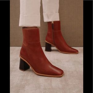 ALOHAS Chestnut Brown Leather Block Heel Ankle Boots